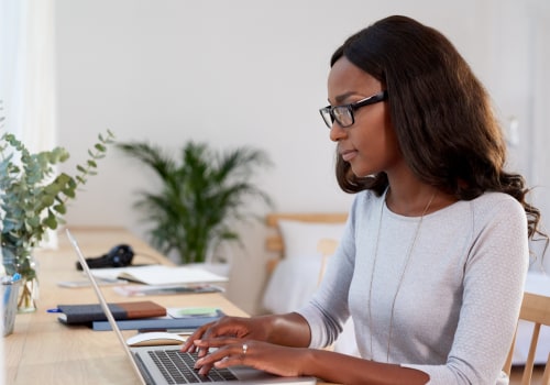 How to Avoid Buzzwords and Clichés on Your Resume